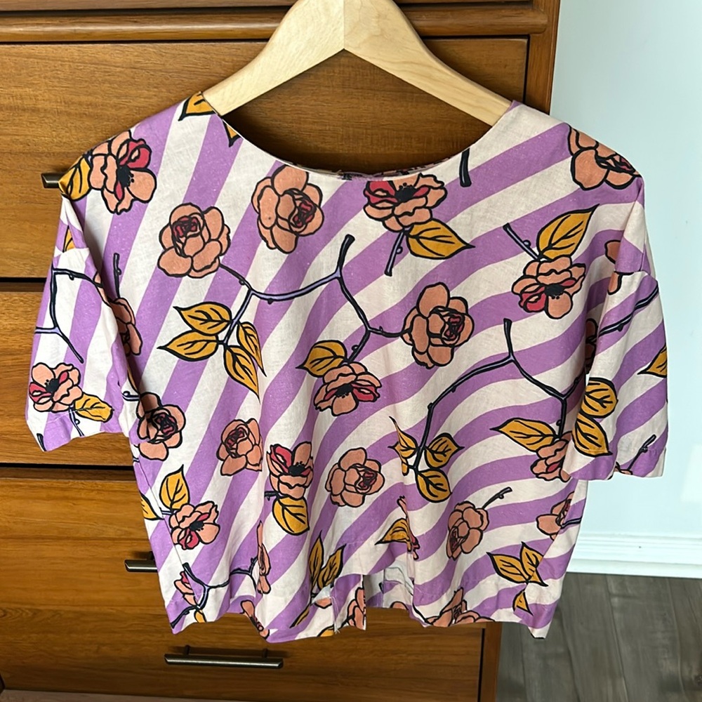 Beautiful cotton linen purple floral print top AU8/US4